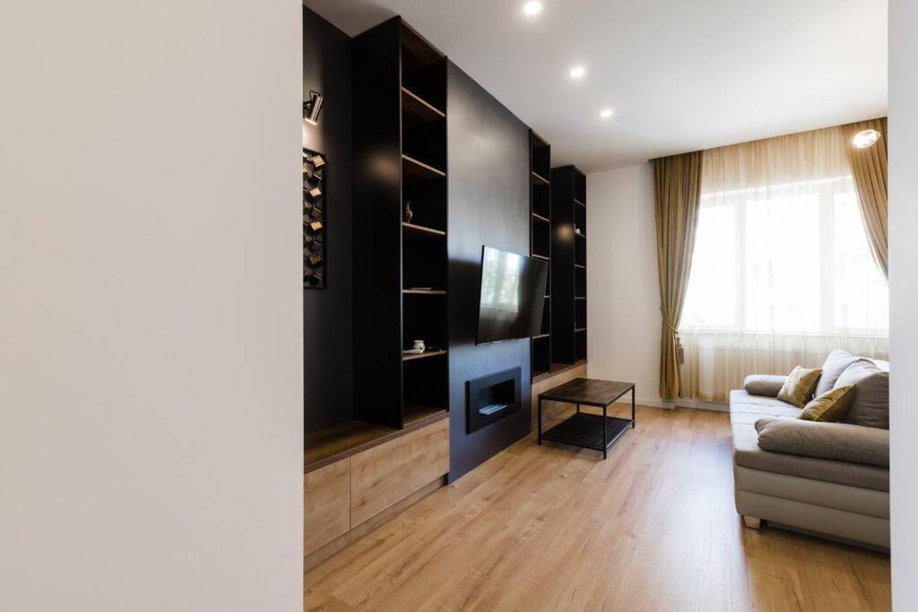 Joy City Stay Piatra Craiului 8 Timisoara Ngoại thất bức ảnh