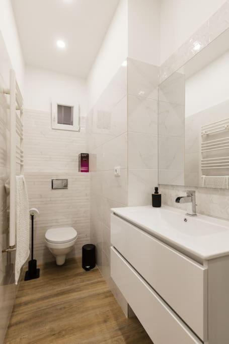 Joy City Stay Piatra Craiului 8 Timisoara Ngoại thất bức ảnh